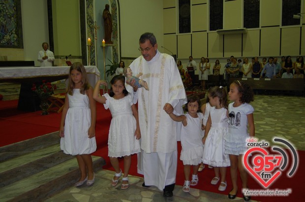 Católicos de Dourados celebram o Natal na Catedral