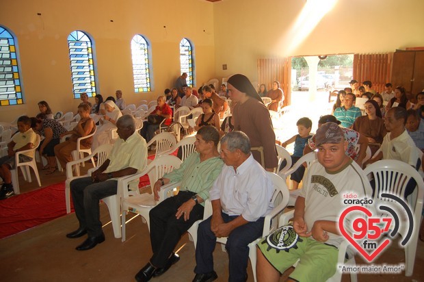 Toca de Assis realiza Natal dos pobres em Dourados; veja fotos