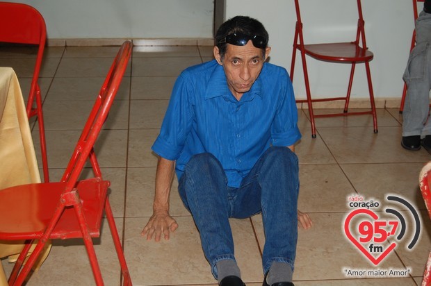 Toca de Assis realiza Natal dos pobres em Dourados; veja fotos