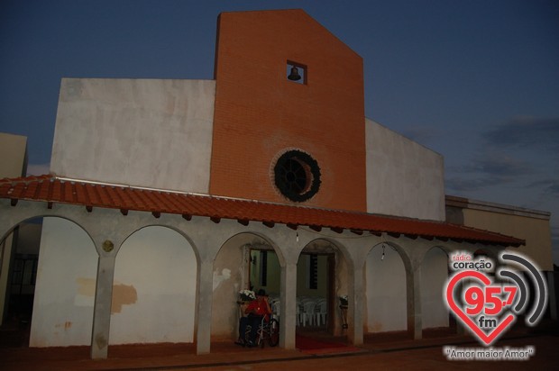 Toca de Assis realiza Natal dos pobres em Dourados; veja fotos