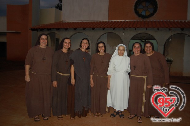 Toca de Assis realiza Natal dos pobres em Dourados; veja fotos