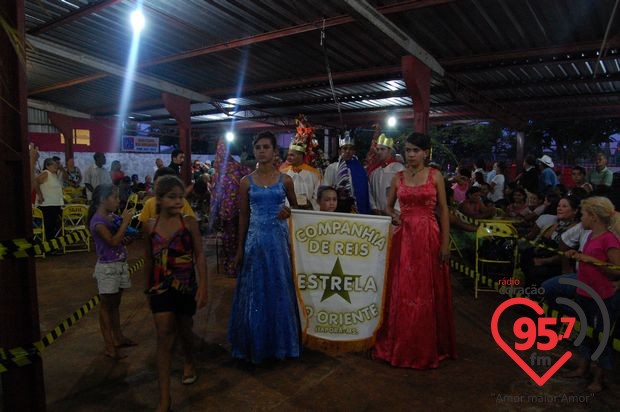 Festa da Folia de Reis anima distrito de Santa Terezinha