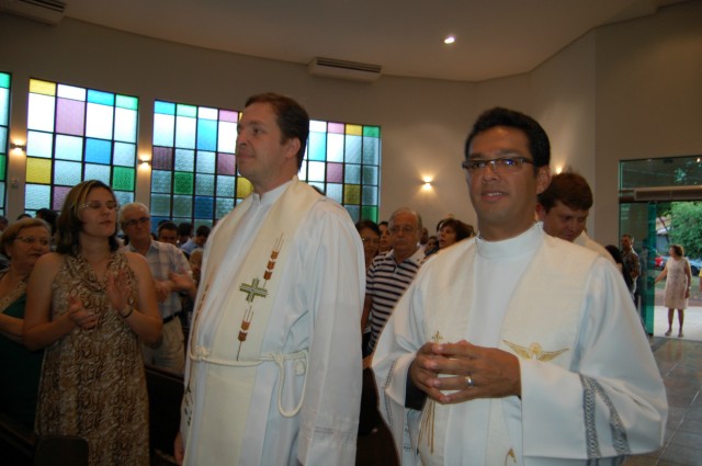 Em missa especial, Irmã Keller se despede da Diocese de Dourados