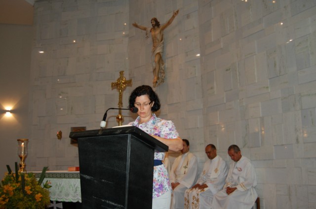 Em missa especial, Irmã Keller se despede da Diocese de Dourados