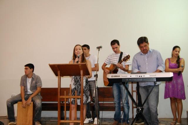 Em missa especial, Irmã Keller se despede da Diocese de Dourados