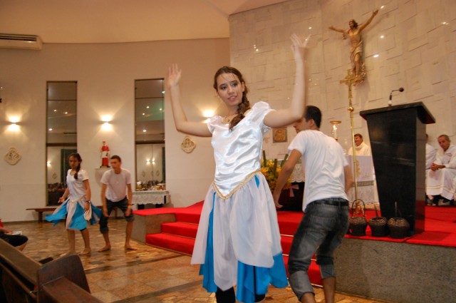 Em missa especial, Irmã Keller se despede da Diocese de Dourados
