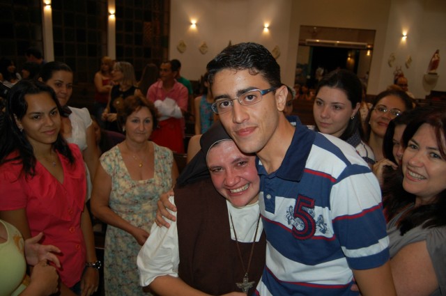 Em missa especial, Irmã Keller se despede da Diocese de Dourados