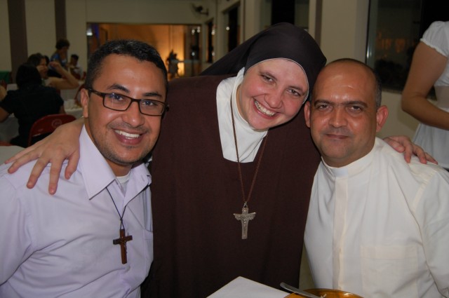 Em missa especial, Irmã Keller se despede da Diocese de Dourados