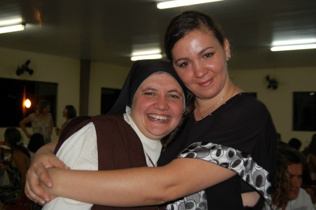 Em missa especial, Irmã Keller se despede da Diocese de Dourados