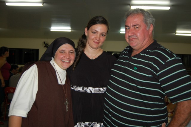 Em missa especial, Irmã Keller se despede da Diocese de Dourados