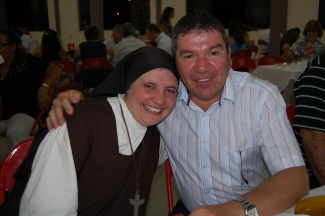 Em missa especial, Irmã Keller se despede da Diocese de Dourados