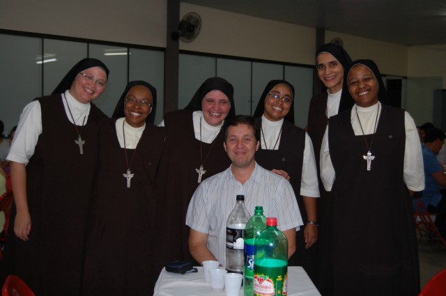 Em missa especial, Irmã Keller se despede da Diocese de Dourados