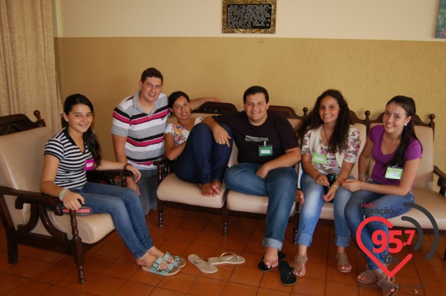 Ministério jovem RUAH realiza retiro no IPAD
