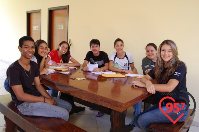 Ministério jovem RUAH realiza retiro no IPAD