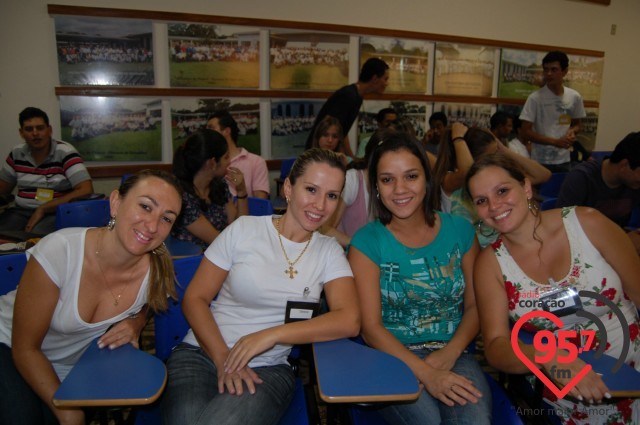 Ministério jovem RUAH realiza retiro no IPAD