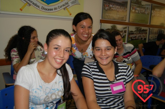 Ministério jovem RUAH realiza retiro no IPAD