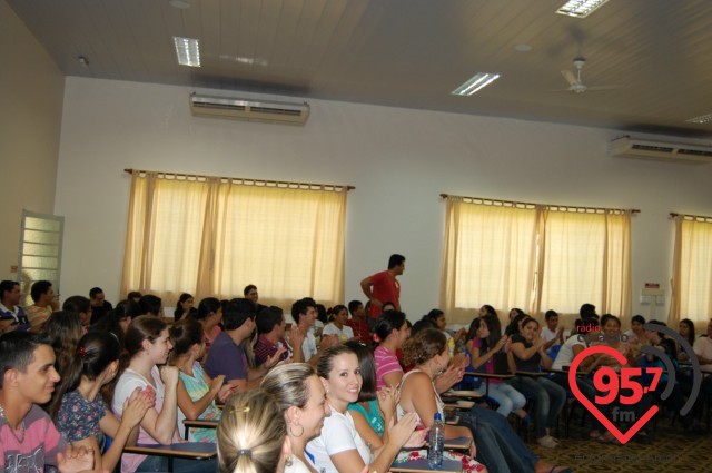 Ministério jovem RUAH realiza retiro no IPAD