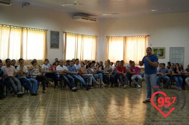 Ministério jovem RUAH realiza retiro no IPAD