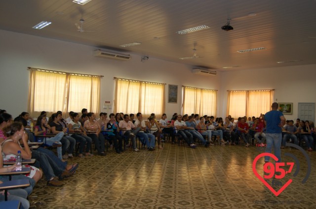 Ministério jovem RUAH realiza retiro no IPAD