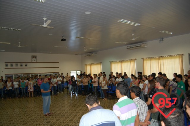 Ministério jovem RUAH realiza retiro no IPAD
