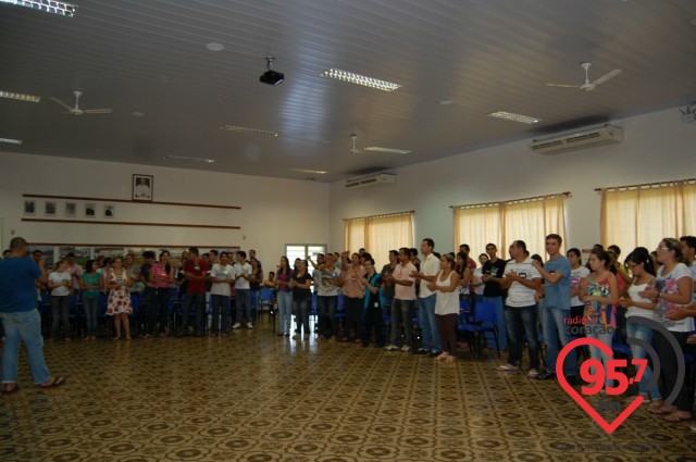 Ministério jovem RUAH realiza retiro no IPAD