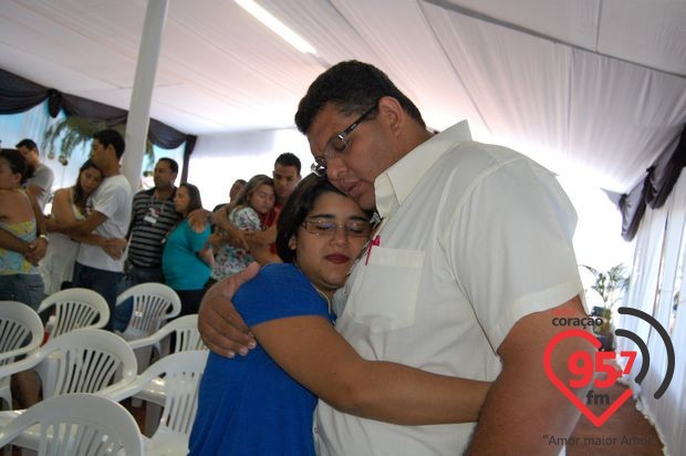 Casais participam de retiro na Comunidade Boquim de Louvor