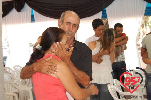 Casais participam de retiro na Comunidade Boquim de Louvor