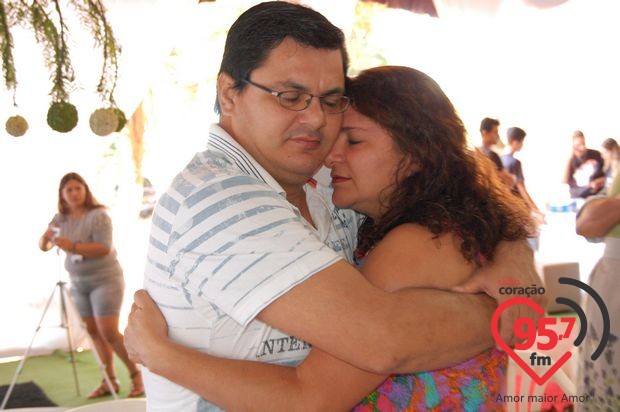 Casais participam de retiro na Comunidade Boquim de Louvor