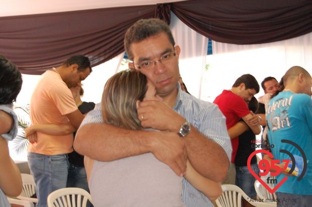 Casais participam de retiro na Comunidade Boquim de Louvor