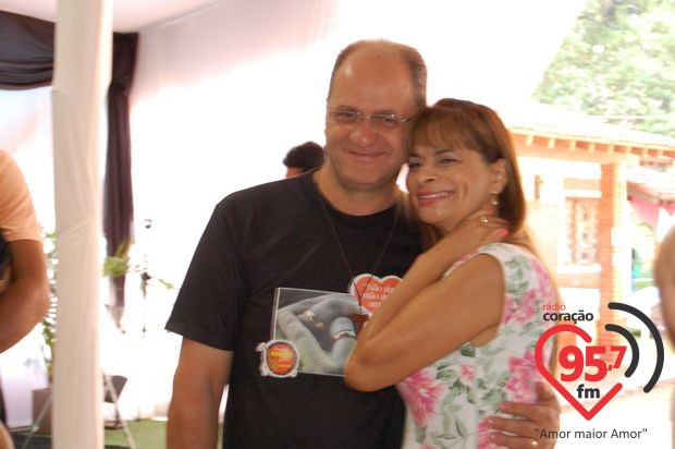 Casais participam de retiro na Comunidade Boquim de Louvor