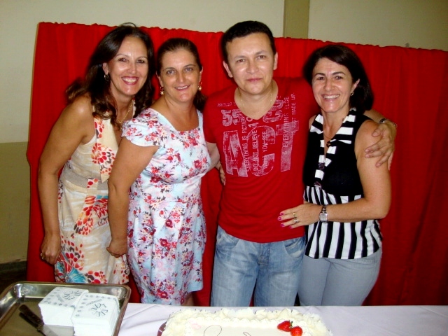 Paróquia Cristo Rei comemora aniversário do Pe. Crispim Guimarães