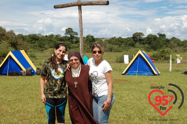 Carnaval do acampamento Emaús; veja fotos