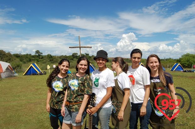 Carnaval do acampamento Emaús; veja fotos