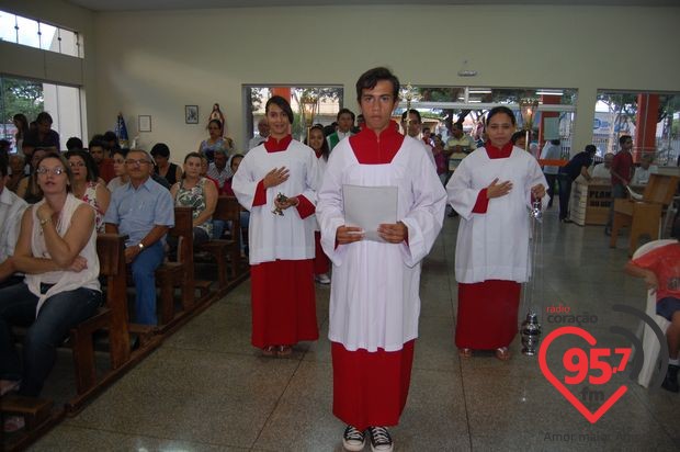Freis Agnaldo e Eterson tomam posse como novos párocos