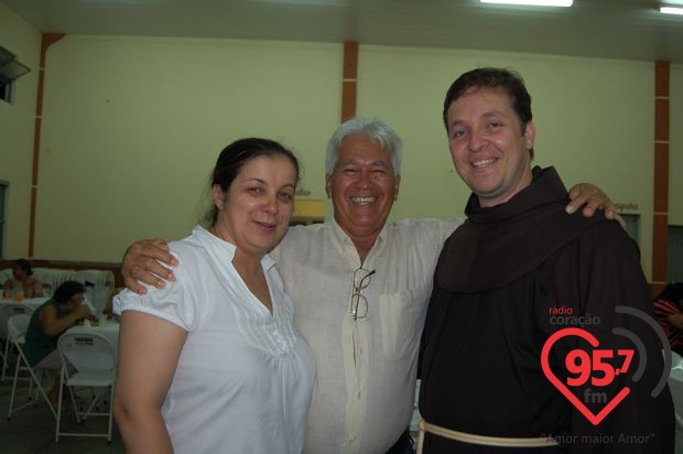 Freis Agnaldo e Eterson tomam posse como novos párocos