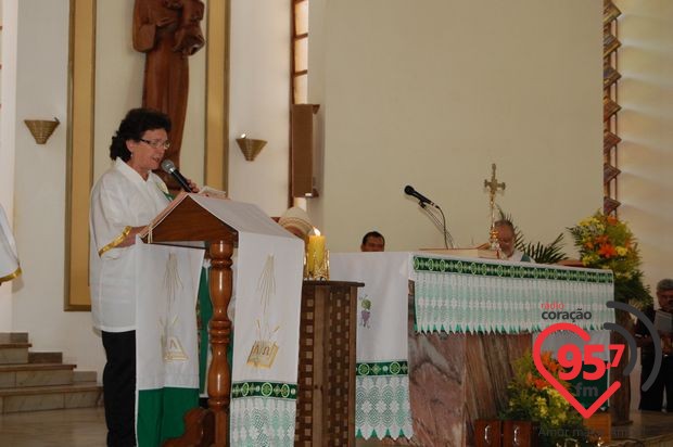 Frei Agnaldo toma posse como novo pároco em Rio Brilhante