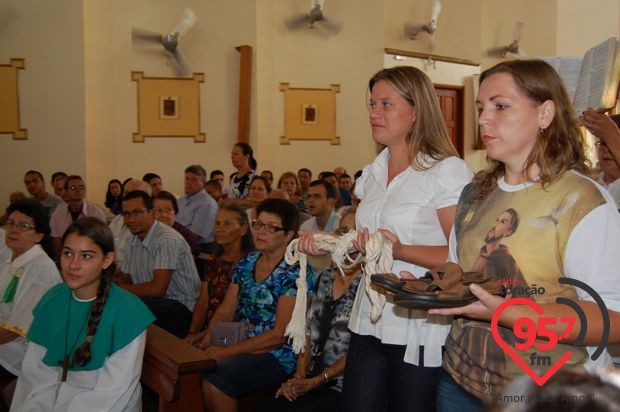 Frei Agnaldo toma posse como novo pároco em Rio Brilhante