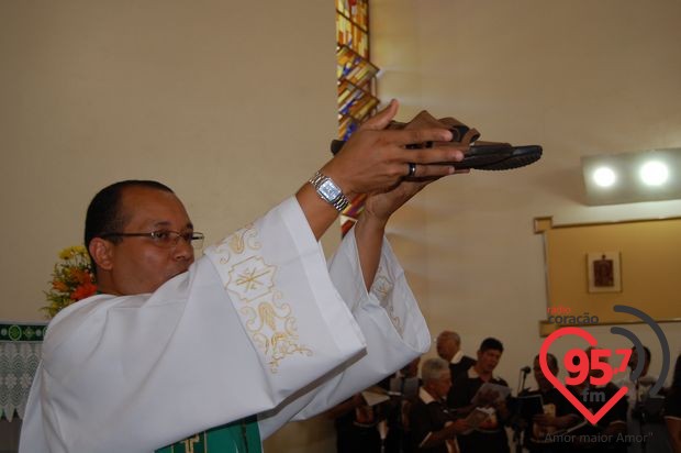 Frei Agnaldo toma posse como novo pároco em Rio Brilhante
