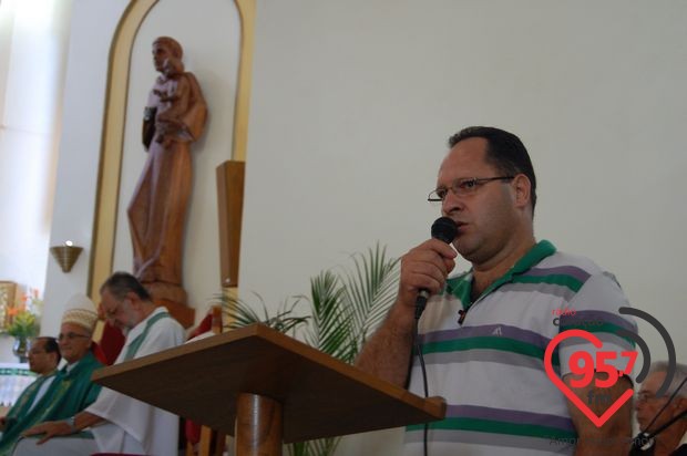 Frei Agnaldo toma posse como novo pároco em Rio Brilhante
