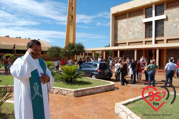 Frei Agnaldo toma posse como novo pároco em Rio Brilhante
