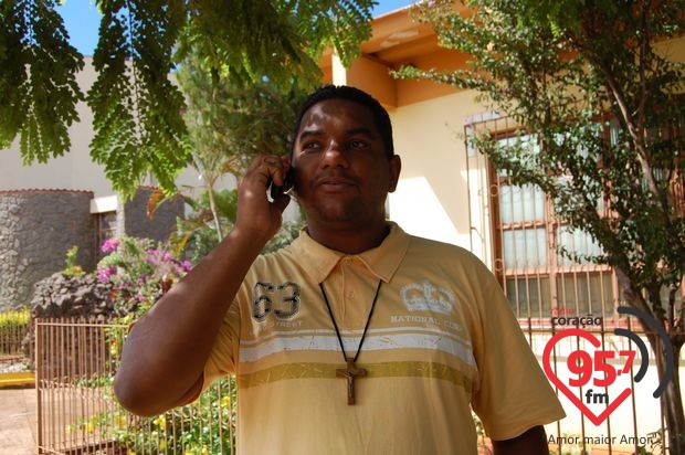 Frei Agnaldo toma posse como novo pároco em Rio Brilhante