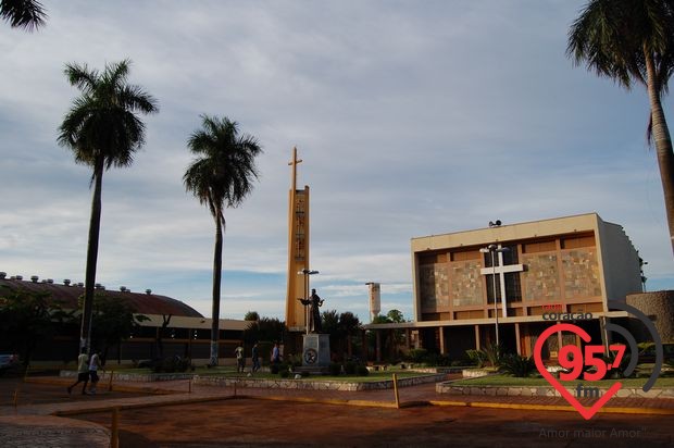 Frei Agnaldo toma posse como novo pároco em Rio Brilhante