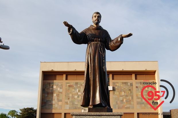 Frei Agnaldo toma posse como novo pároco em Rio Brilhante