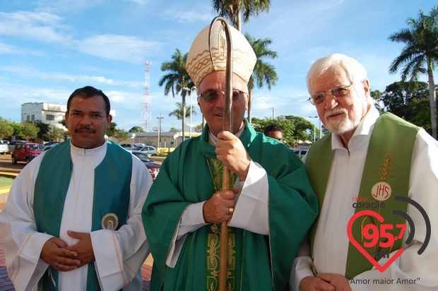 Frei Agnaldo toma posse como novo pároco em Rio Brilhante