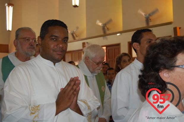 Frei Agnaldo toma posse como novo pároco em Rio Brilhante