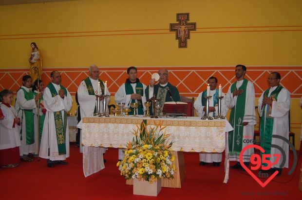 Frei Eterson toma posse como novo pároco em Dourados