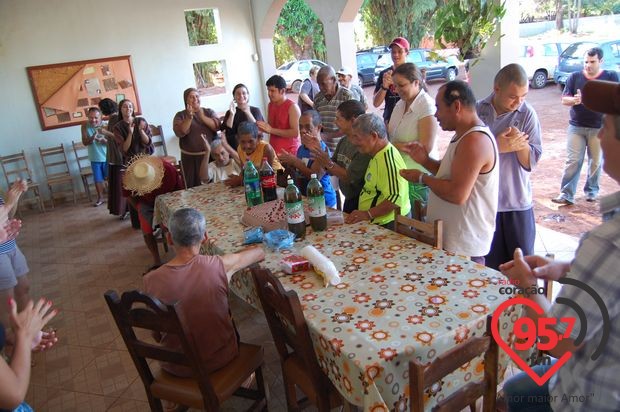 Fundação Terceiro Milênio realiza confraternização na Toca de Assis