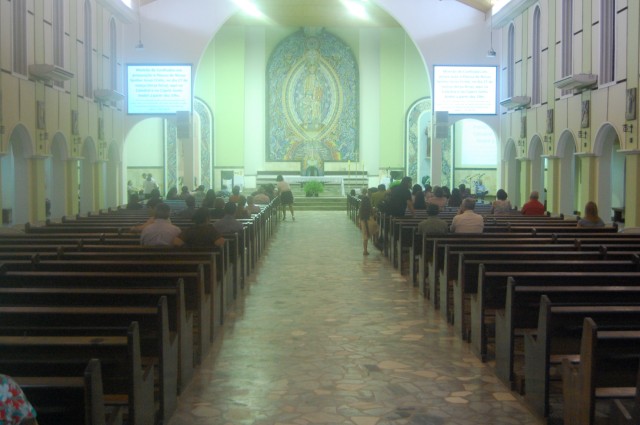 Missa especial celebra os 11 anos de Episcopado de Dom Redovino