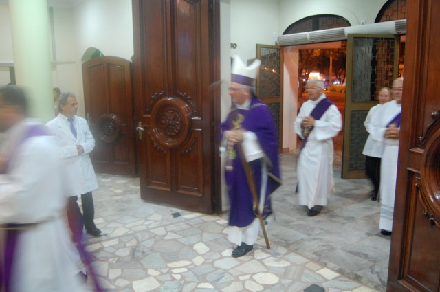 Missa especial celebra os 11 anos de Episcopado de Dom Redovino