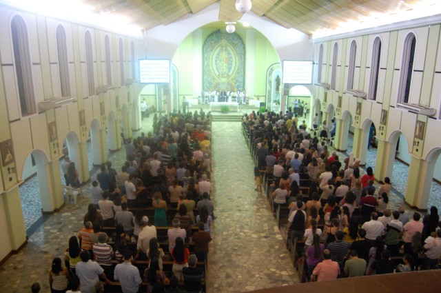 Missa especial celebra os 11 anos de Episcopado de Dom Redovino